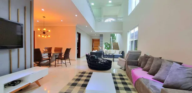 Casa de Condomínio com 5 Quartos para alugar, 250m² no Balneário Praia do Pernambuco, Guarujá