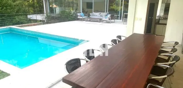 Casa com 5 Quartos para alugar, 120m² no Residencial Tamboré, Barueri