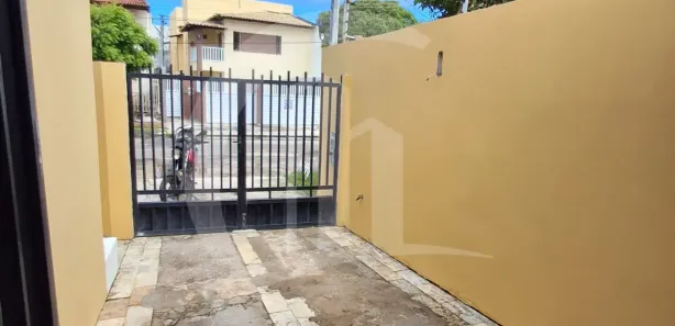 Casa com 3 Quartos para alugar, 250m² no Farolândia, Aracaju