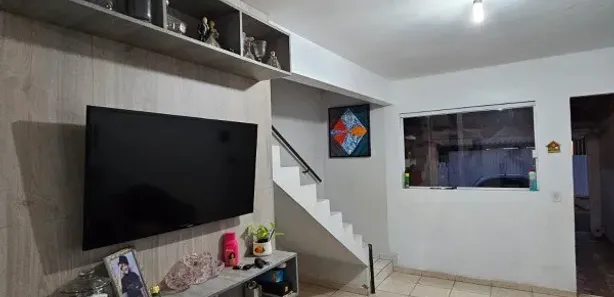 Casa de Condomínio com 2 Quartos à venda, 65m² no Setor de Chácaras Anhangüera A, Valparaíso de Goiás