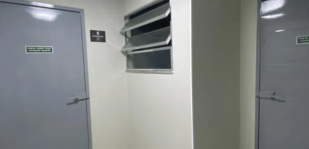 Prédio Inteiro para alugar, 24m² no Chácaras Arcampo, Duque de Caxias