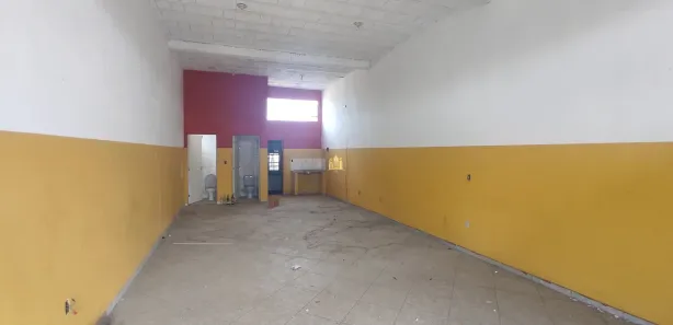 Loja / Salão / Ponto Comercial à venda, 360m² no Esmeraldas, Esmeraldas