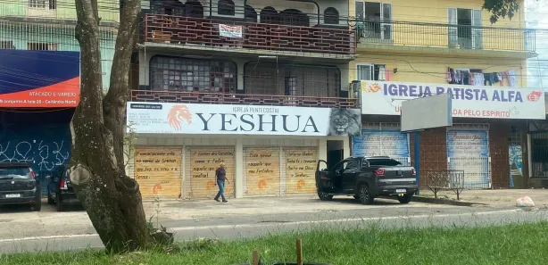 Prédio Inteiro com 1 Quarto à venda, 250m² no Ceilândia Norte, Brasília