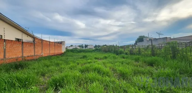 Terreno / Lote / Condomínio à venda, 360m² no Loteamento Central, Apucarana