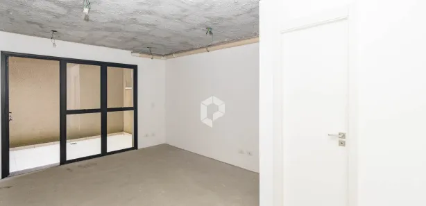 Conjunto Comercial / Sala à venda, 22m² no Centro, Curitiba