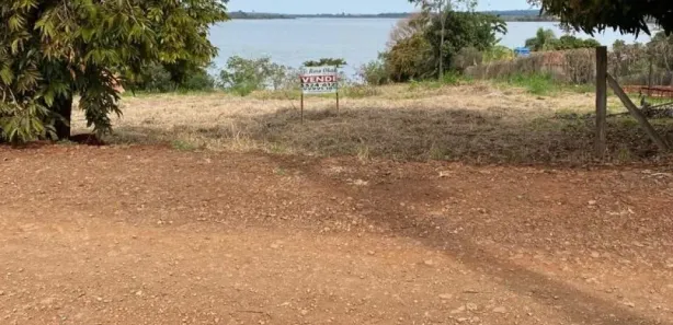 Terreno / Lote / Condomínio à venda, 3770m² no , Primeiro de Maio