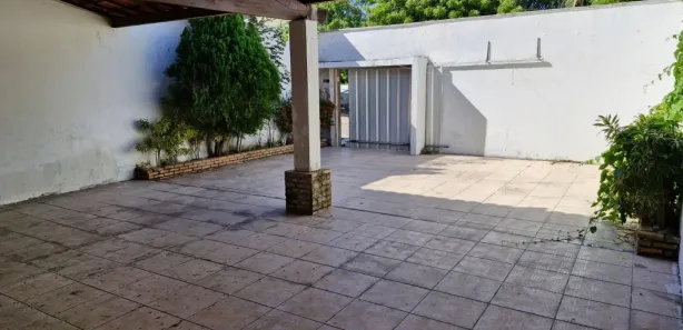 Casa com 3 Quartos para alugar, 120m² no Tabapuá, Caucaia