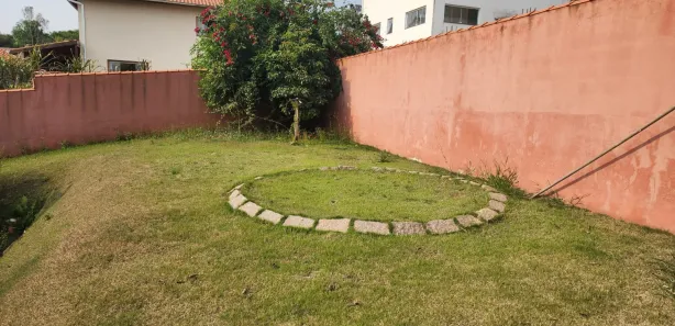 Fazenda / Sítio / Chácara com 3 Quartos à venda, 180m² no Chácara do Carmo, Vargem Grande Paulista