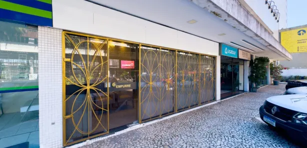 Loja / Salão / Ponto Comercial com 1 Quarto à venda, 100m² no Petrópolis, Natal