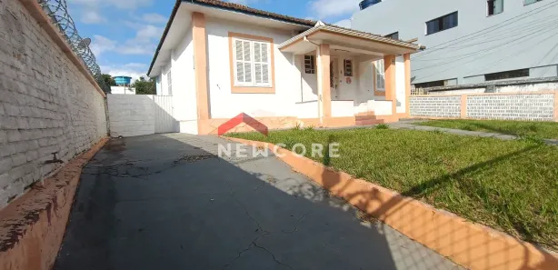 Casa com 3 Quartos à venda, 400m² no Caeté, Caeté