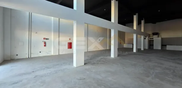 Loja / Salão / Ponto Comercial à venda, 137m² no Bom Pastor, Divinópolis