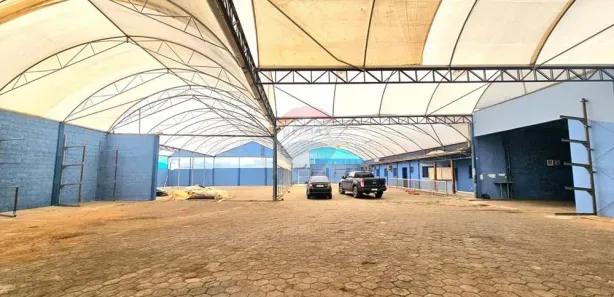 Galpão / Depósito / Armazém para alugar, 1700m² no Bairro do Uberaba, Bragança Paulista