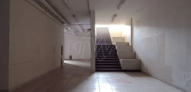 Loja / Salão / Ponto Comercial para venda ou aluguel, 764m² no Centro, Araraquara