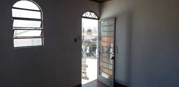 Casa com 2 Quartos para alugar, 180m² no Jardim Flórida, Jacareí