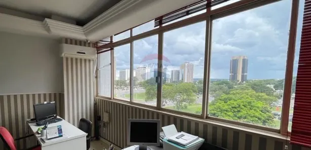 Conjunto Comercial / Sala à venda, 83m² no Asa Sul, Brasília