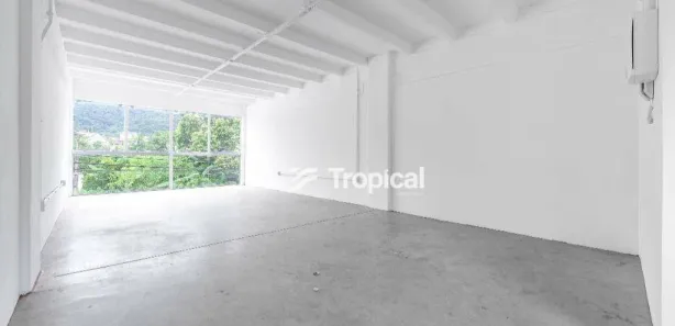 Conjunto Comercial / Sala para alugar, 50m² no Velha Central, Blumenau