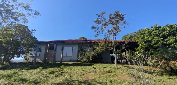 Fazenda / Sítio / Chácara com 3 Quartos à venda, 90000m² no maraporã, Cachoeiras de Macacu
