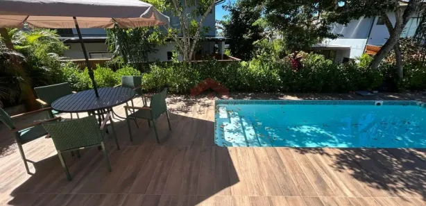Casa de Condomínio com 4 Quartos à venda, 160m² no Praia do Forte, Mata de São João