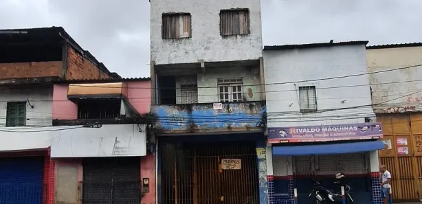 Prédio Inteiro com 4 Quartos à venda, 200m² no Fazenda Grande do Retiro, Salvador