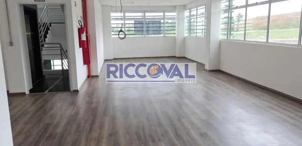 Galpão / Depósito / Armazém para venda ou aluguel, 17000m² no , Mairinque
