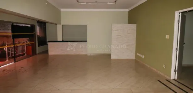 Prédio Inteiro à venda, 404m² no Zona 04, Maringá