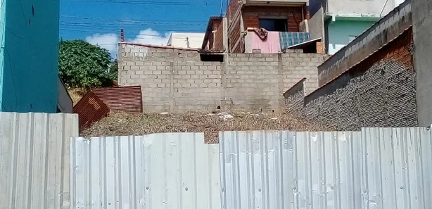 Terreno / Lote / Condomínio à venda, 210m² no Colina Verde, Pouso Alegre
