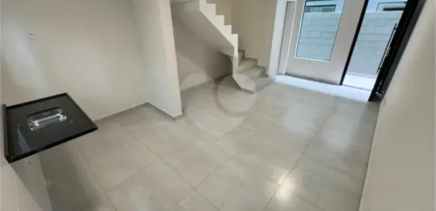 Casa de Vila com 2 Quartos para alugar, 58m² no Vila São Paulo, Mogi das Cruzes