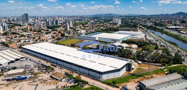 Galpão / Depósito / Armazém para alugar, 3900m² no Presidente Altino, Osasco