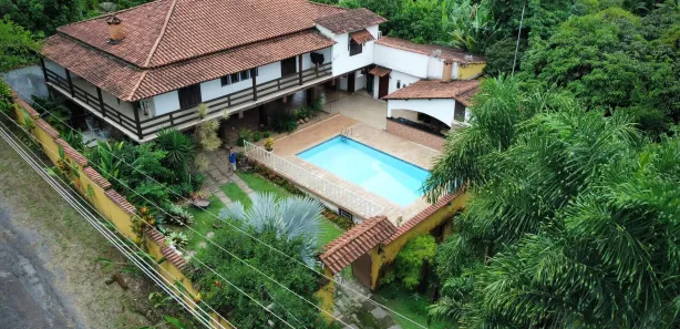 Fazenda / Sítio / Chácara com 4 Quartos à venda, 324m² no Jardim Alvorada, Barra Mansa
