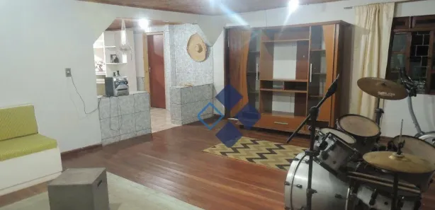 Fazenda / Sítio / Chácara com 4 Quartos à venda, 190m² no , Tijucas do Sul