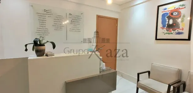Conjunto Comercial / Sala para alugar, 76m² no Centro, Jacareí