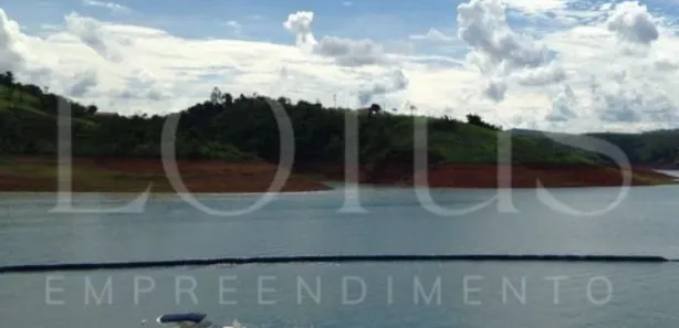 Terreno / Lote / Condomínio à venda, 600m² no Centro, Arujá