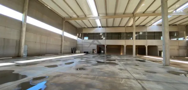Galpão / Depósito / Armazém para venda ou aluguel, 1239m² no Cascata, Paulínia