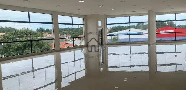 Loja / Salão / Ponto Comercial à venda, 400m² no Centro, Vinhedo