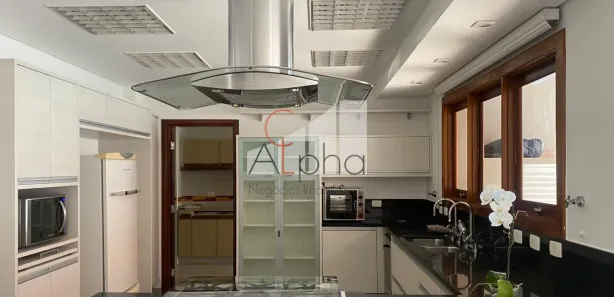 Sobrado com 5 Quartos para venda ou aluguel, 800m² no Alphaville, Santana de Parnaíba