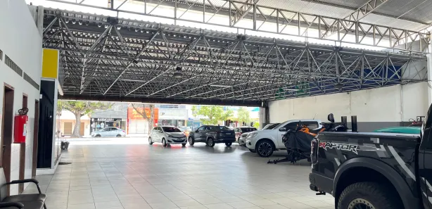 Loja / Salão / Ponto Comercial com 2 Quartos para venda ou aluguel, 600m² no Lagoa Nova, Natal