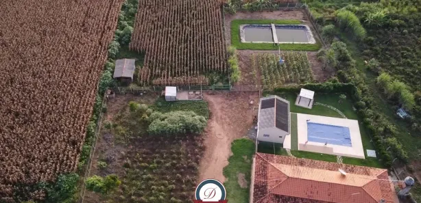 Fazenda / Sítio / Chácara com 3 Quartos à venda, 21767m² no , Sarapuí