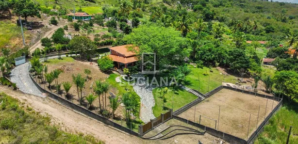 Fazenda / Sítio / Chácara com 2 Quartos à venda, 200m² no Zona Rural, Pombos