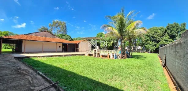 Fazenda / Sítio / Chácara com 4 Quartos à venda, 346m² no Jardim Del Rei, Araraquara