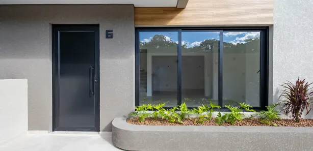 Casa de Condomínio com 3 Quartos à venda, 178m² no Jardim Social, Curitiba