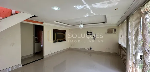 Casa de Condomínio com 3 Quartos à venda, 160m² no Setor Habitacional Contagem, Brasília