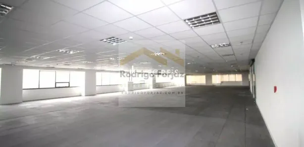 Conjunto Comercial / Sala para alugar, 2204m² no Tamboré, Barueri