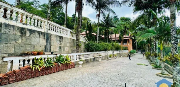 Fazenda / Sítio / Chácara com 5 Quartos para alugar, 650m² no Jardim Itatiaia, Embu das Artes