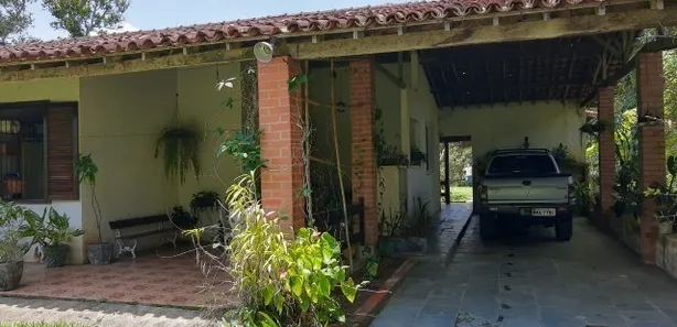 Fazenda / Sítio / Chácara com 4 Quartos à venda, 200m² no Bela Vista, Rio Bonito