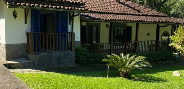 Casa de Condomínio com 7 Quartos à venda, 2500m² no Monte Oliveti, Guapimirim