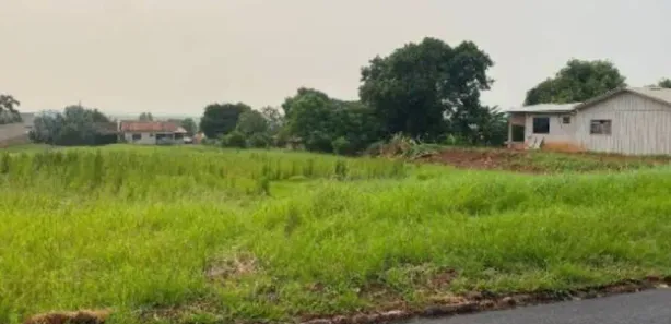 Terreno / Lote Comercial à venda, 400m² no Centro, Tupãssi