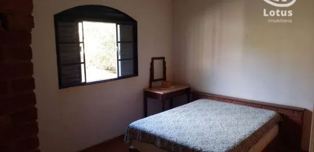 Fazenda / Sítio / Chácara com 3 Quartos à venda, 250m² no Núcleo Urbano Parque Ana Helena, Jaguariúna