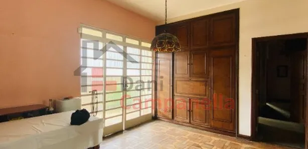 Loja / Salão / Ponto Comercial com 5 Quartos para alugar, 406m² no Centro, Pouso Alegre