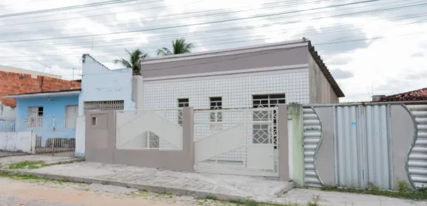Conjunto Comercial / Sala com 1 Quarto à venda, 113m² no Jardim Acácia, Feira de Santana