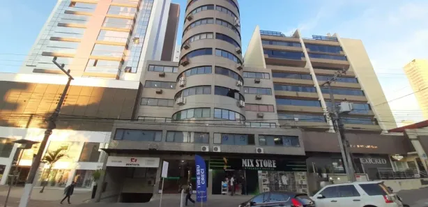 Conjunto Comercial / Sala para alugar, 10m² no Centro, Chapecó